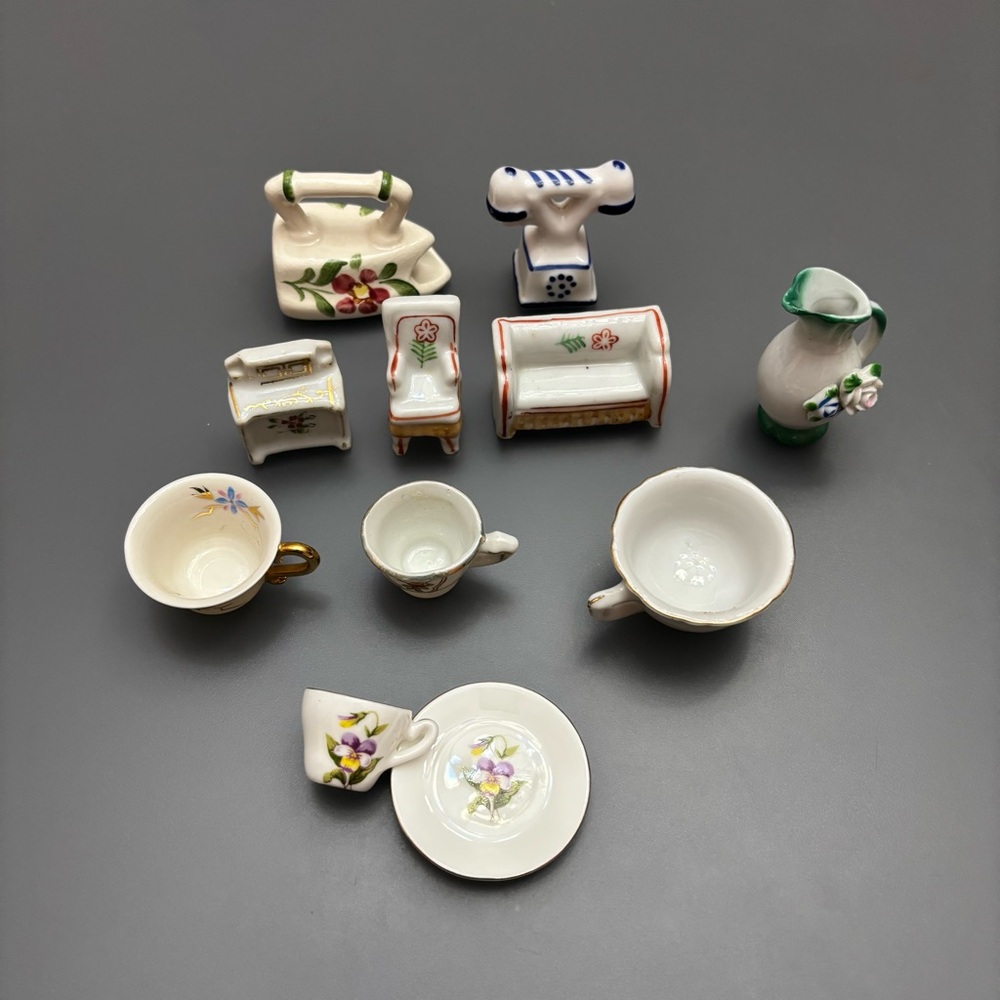 Lot of Miniature Ceramics 1950s Japan furniture cups vase phone iron 11 pieces